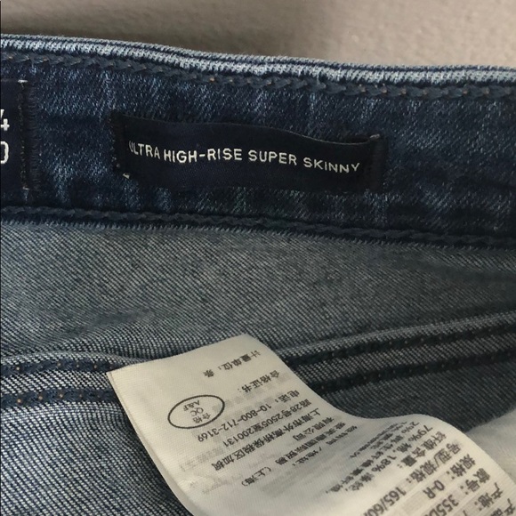 Hollister Hi Rise Jeans - Picture 6 of 8